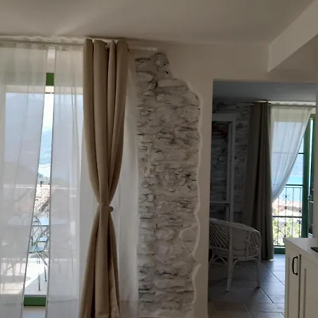 Ape Bianca - Mimosa Apartment Colico